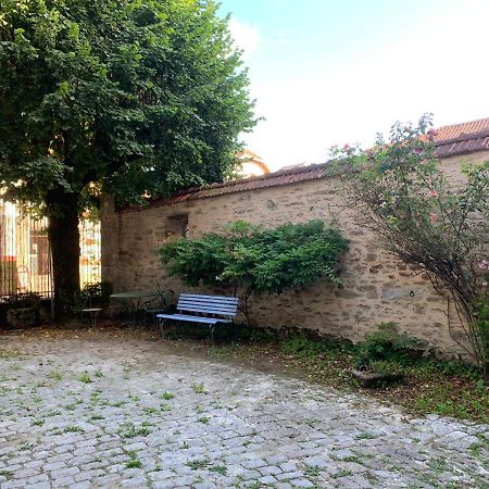 La Cour Pavee, T2 Lumineux, Cosy, Confort 55 M2 Saint-Léonard-de-Noblat エクステリア 写真